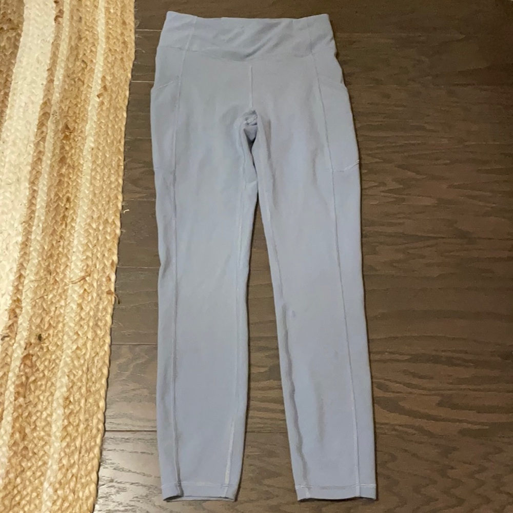 light blue lululemon leggings 28” size 6